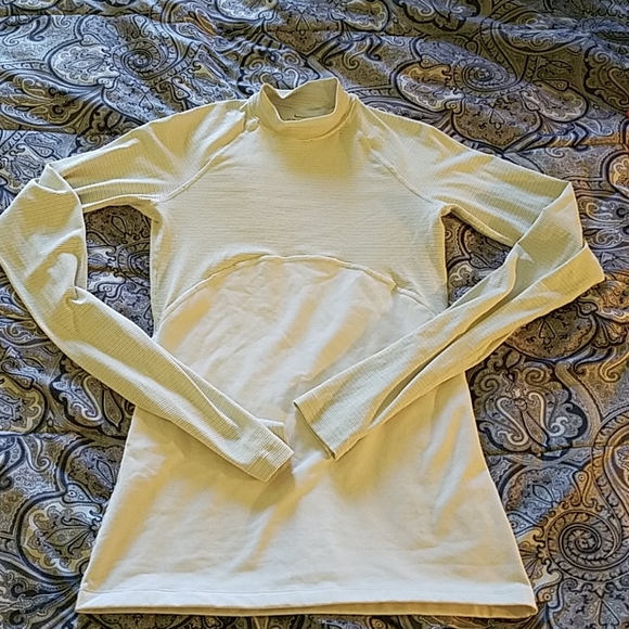 Nike Dri-Fit Long Sleeved Top XS - Picture 1 of 4